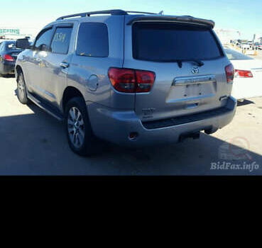 Серый Тойота Секвойя, объемом двигателя 5.7 л и пробегом 250 тыс. км за 19999 $, фото 40 на Automoto.ua