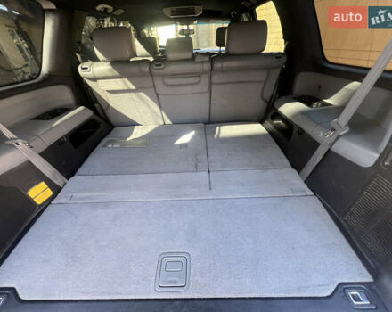 Серый Тойота Секвойя, объемом двигателя 5.7 л и пробегом 259 тыс. км за 21000 $, фото 14 на Automoto.ua