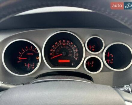 Серый Тойота Секвойя, объемом двигателя 5.66 л и пробегом 228 тыс. км за 27990 $, фото 20 на Automoto.ua