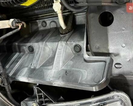 Серый Тойота Секвойя, объемом двигателя 5.7 л и пробегом 171 тыс. км за 32500 $, фото 27 на Automoto.ua