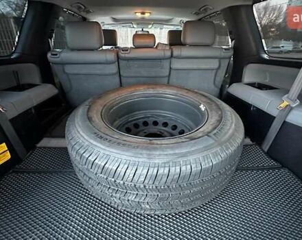 Серый Тойота Секвойя, объемом двигателя 5.7 л и пробегом 171 тыс. км за 32500 $, фото 14 на Automoto.ua