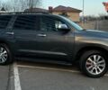 Серый Тойота Секвойя, объемом двигателя 5.7 л и пробегом 171 тыс. км за 32500 $, фото 2 на Automoto.ua