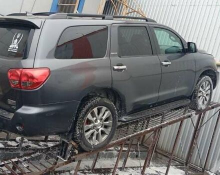 Серый Тойота Секвойя, объемом двигателя 5.7 л и пробегом 171 тыс. км за 32500 $, фото 47 на Automoto.ua