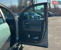 Серый Тойота Секвойя, объемом двигателя 5.66 л и пробегом 220 тыс. км за 32000 $, фото 45 на Automoto.ua
