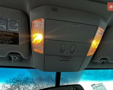 Серый Тойота Секвойя, объемом двигателя 5.7 л и пробегом 171 тыс. км за 32500 $, фото 22 на Automoto.ua