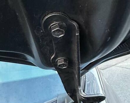 Серый Тойота Секвойя, объемом двигателя 5.7 л и пробегом 171 тыс. км за 32500 $, фото 39 на Automoto.ua