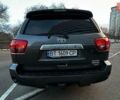Серый Тойота Секвойя, объемом двигателя 5.7 л и пробегом 171 тыс. км за 32500 $, фото 4 на Automoto.ua