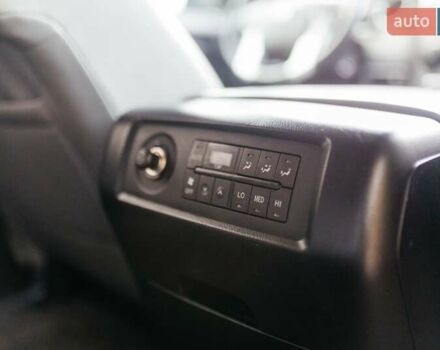 Серый Тойота Секвойя, объемом двигателя 5.66 л и пробегом 160 тыс. км за 32999 $, фото 28 на Automoto.ua