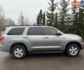Серый Тойота Секвойя, объемом двигателя 5.7 л и пробегом 171 тыс. км за 32900 $, фото 6 на Automoto.ua