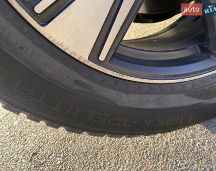 Серый Тойота Секвойя, объемом двигателя 5.7 л и пробегом 189 тыс. км за 34999 $, фото 19 на Automoto.ua