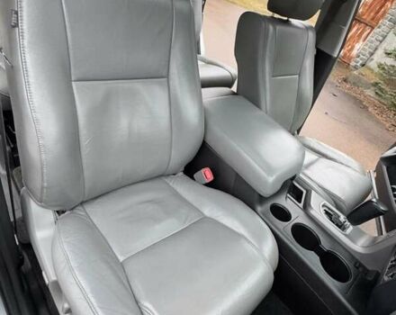 Серый Тойота Секвойя, объемом двигателя 5.7 л и пробегом 171 тыс. км за 32900 $, фото 32 на Automoto.ua