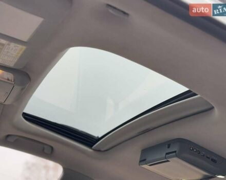 Серый Тойота Секвойя, объемом двигателя 5.7 л и пробегом 171 тыс. км за 32900 $, фото 20 на Automoto.ua