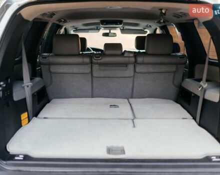 Серый Тойота Секвойя, объемом двигателя 5.66 л и пробегом 160 тыс. км за 32999 $, фото 23 на Automoto.ua