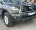Сірий Тойота Секвойя, об'ємом двигуна 5.7 л та пробігом 110 тис. км за 38500 $, фото 1 на Automoto.ua