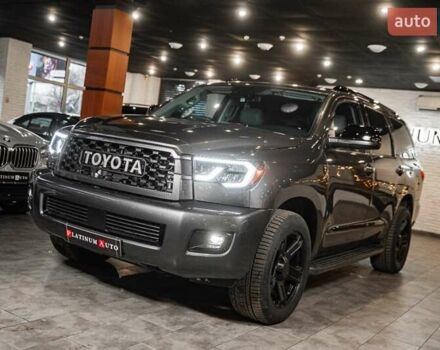 Серый Тойота Секвойя, объемом двигателя 5.66 л и пробегом 48 тыс. км за 49500 $, фото 65 на Automoto.ua