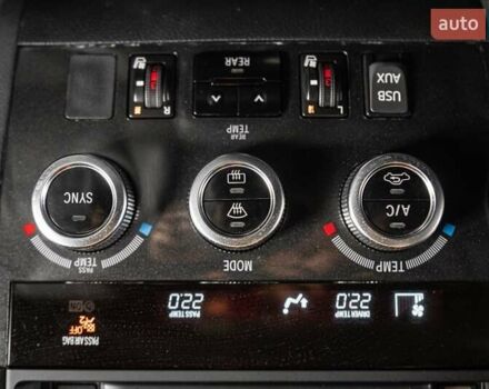 Серый Тойота Секвойя, объемом двигателя 5.66 л и пробегом 48 тыс. км за 49500 $, фото 35 на Automoto.ua