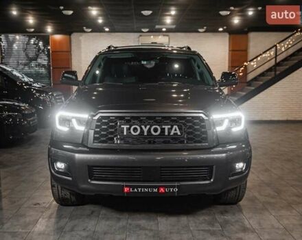 Серый Тойота Секвойя, объемом двигателя 5.66 л и пробегом 48 тыс. км за 49500 $, фото 61 на Automoto.ua