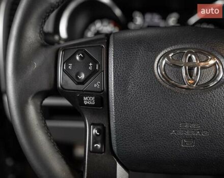 Серый Тойота Секвойя, объемом двигателя 5.66 л и пробегом 48 тыс. км за 49500 $, фото 30 на Automoto.ua