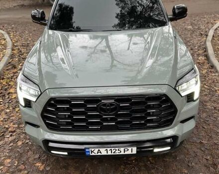 Серый Тойота Секвойя, объемом двигателя 3.45 л и пробегом 3 тыс. км за 105000 $, фото 6 на Automoto.ua