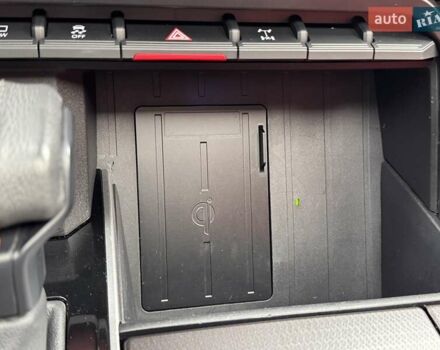 Серый Тойота Секвойя, объемом двигателя 3.45 л и пробегом 34 тыс. км за 109900 $, фото 27 на Automoto.ua