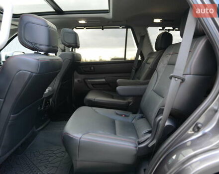 Серый Тойота Секвойя, объемом двигателя 3.45 л и пробегом 35 тыс. км за 137337 $, фото 38 на Automoto.ua