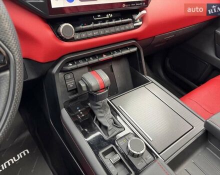 Серый Тойота Секвойя, объемом двигателя 3.45 л и пробегом 34 тыс. км за 109900 $, фото 23 на Automoto.ua