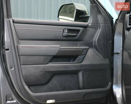 Серый Тойота Секвойя, объемом двигателя 3.45 л и пробегом 35 тыс. км за 137337 $, фото 20 на Automoto.ua