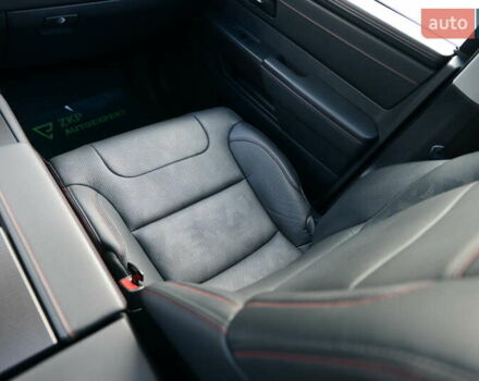 Серый Тойота Секвойя, объемом двигателя 3.45 л и пробегом 35 тыс. км за 137337 $, фото 44 на Automoto.ua