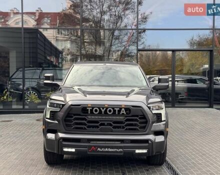 Серый Тойота Секвойя, объемом двигателя 3.45 л и пробегом 34 тыс. км за 109900 $, фото 1 на Automoto.ua