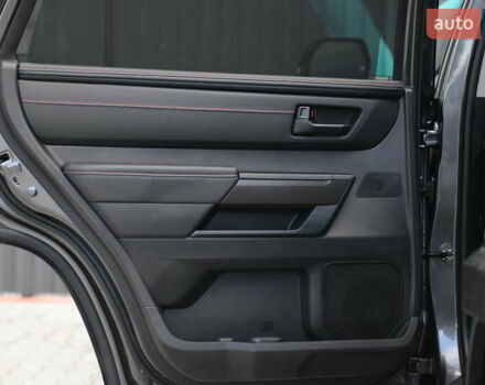 Серый Тойота Секвойя, объемом двигателя 3.45 л и пробегом 35 тыс. км за 137337 $, фото 34 на Automoto.ua