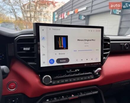 Серый Тойота Секвойя, объемом двигателя 3.45 л и пробегом 34 тыс. км за 109900 $, фото 24 на Automoto.ua