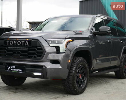 Серый Тойота Секвойя, объемом двигателя 3.45 л и пробегом 35 тыс. км за 137337 $, фото 5 на Automoto.ua