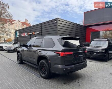 Серый Тойота Секвойя, объемом двигателя 3.45 л и пробегом 34 тыс. км за 109900 $, фото 5 на Automoto.ua