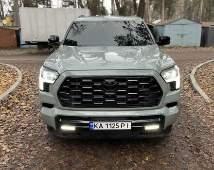 Серый Тойота Секвойя, объемом двигателя 3.45 л и пробегом 3 тыс. км за 105000 $, фото 8 на Automoto.ua