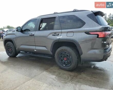 Серый Тойота Секвойя, объемом двигателя 0 л и пробегом 52 тыс. км за 91000 $, фото 1 на Automoto.ua