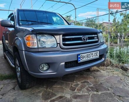 Сірий Тойота Секвойя, об'ємом двигуна 4.7 л та пробігом 312 тис. км за 13750 $, фото 1 на Automoto.ua