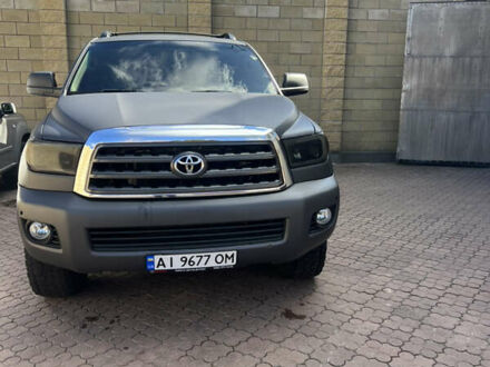 Тойота Секвойя 2011 в Киеве на Automoto.ua Серый Тойота Секвойя, объемом двигателя 5.7 л и пробегом 259 тыс. км за 23000 $, фото 1 на Automoto.ua