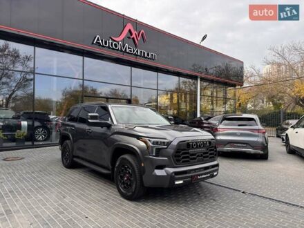 Серый Тойота Секвойя, объемом двигателя 3.45 л и пробегом 34 тыс. км за 109900 $, фото 1 на Automoto.ua