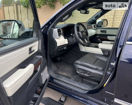 Синий Тойота Секвойя, объемом двигателя 3.45 л и пробегом 13 тыс. км за 97000 $, фото 4 на Automoto.ua