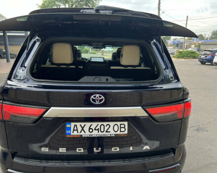 Синий Тойота Секвойя, объемом двигателя 3.45 л и пробегом 13 тыс. км за 97000 $, фото 11 на Automoto.ua