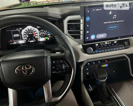 Синий Тойота Секвойя, объемом двигателя 3.45 л и пробегом 13 тыс. км за 97000 $, фото 7 на Automoto.ua