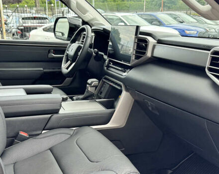 Синий Тойота Секвойя, объемом двигателя 3.45 л и пробегом 6 тыс. км за 114900 $, фото 18 на Automoto.ua