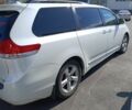 Білий Тойота Сієнна, об'ємом двигуна 3.5 л та пробігом 305 тис. км за 18500 $, фото 1 на Automoto.ua
