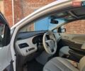 Білий Тойота Сієнна, об'ємом двигуна 3.5 л та пробігом 290 тис. км за 14000 $, фото 16 на Automoto.ua