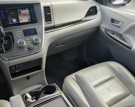 Белый Тойота Сиенна, объемом двигателя 3.5 л и пробегом 78 тыс. км за 13600 $, фото 8 на Automoto.ua