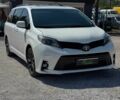 Белый Тойота Сиенна, объемом двигателя 3.5 л и пробегом 193 тыс. км за 21999 $, фото 1 на Automoto.ua