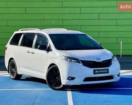 Белый Тойота Сиенна, объемом двигателя 3.46 л и пробегом 169 тыс. км за 17999 $, фото 30 на Automoto.ua