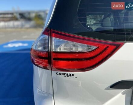 Белый Тойота Сиенна, объемом двигателя 3.46 л и пробегом 169 тыс. км за 17999 $, фото 13 на Automoto.ua