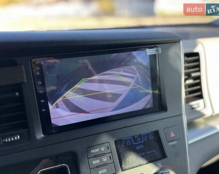 Белый Тойота Сиенна, объемом двигателя 3.46 л и пробегом 169 тыс. км за 17999 $, фото 27 на Automoto.ua