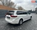 Белый Тойота Сиенна, объемом двигателя 3.5 л и пробегом 219 тыс. км за 15700 $, фото 2 на Automoto.ua